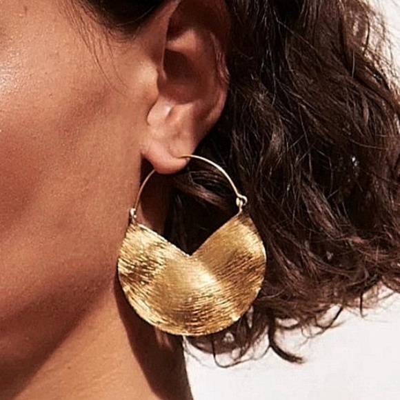 Zara Jewelry - ✨3for$38  New Zara Textured Semicircle Hoop Earrings